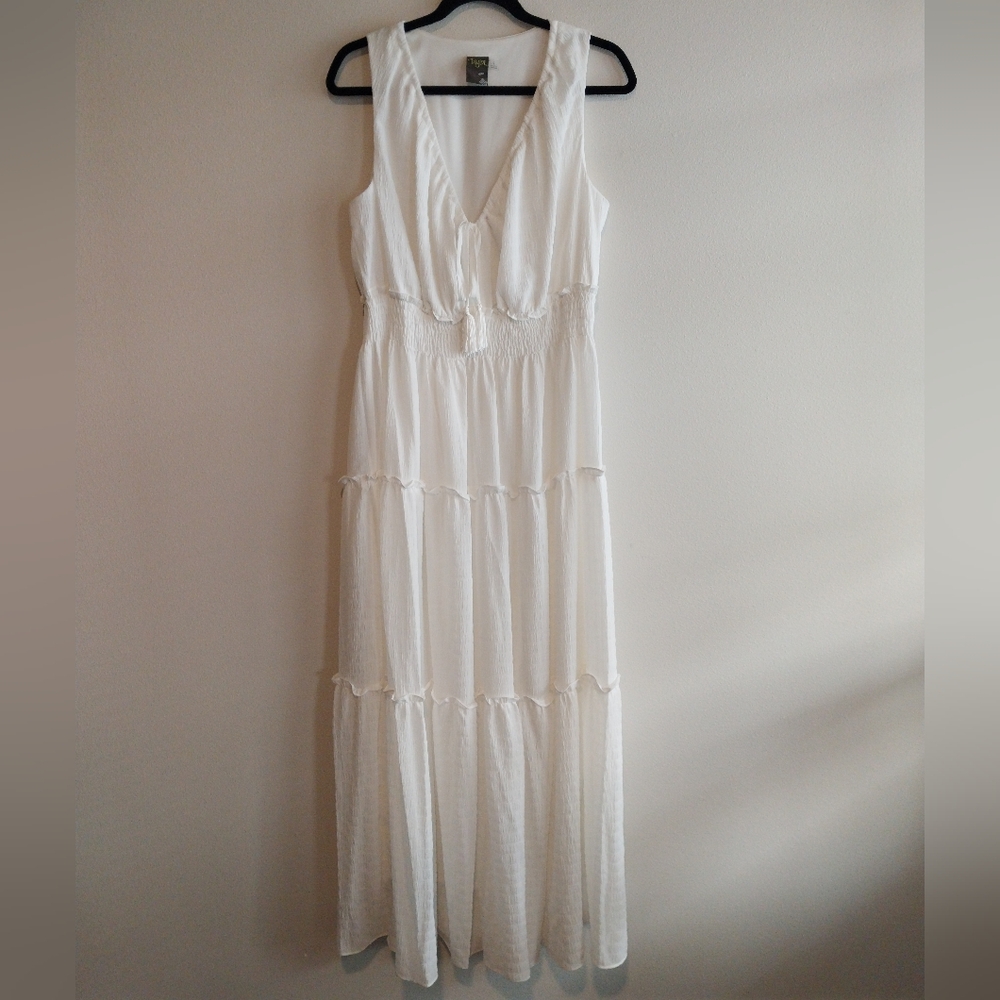 Taylor White Tiered Smocked Waist Sleeveless V-Neck Maxi Dress NWOT